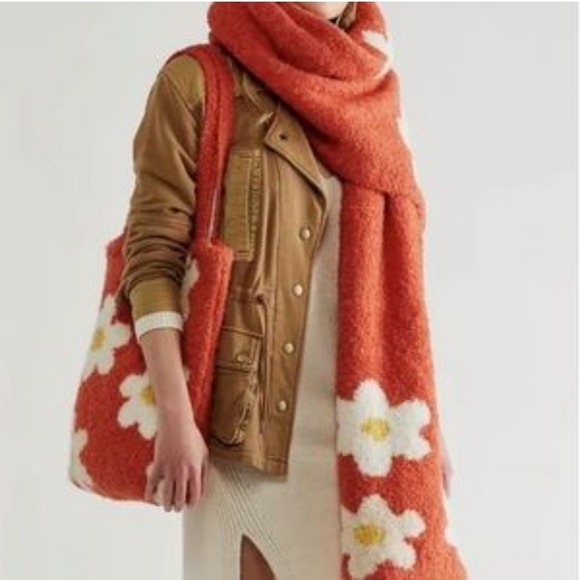 Free People Handbags - Free People Carry On Warm Ruana Scarf & Tote Bag Set